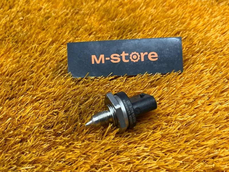 Датчик давления топлива Mercedes-Benz C-Class 2014 A2781530728 W205 274.920