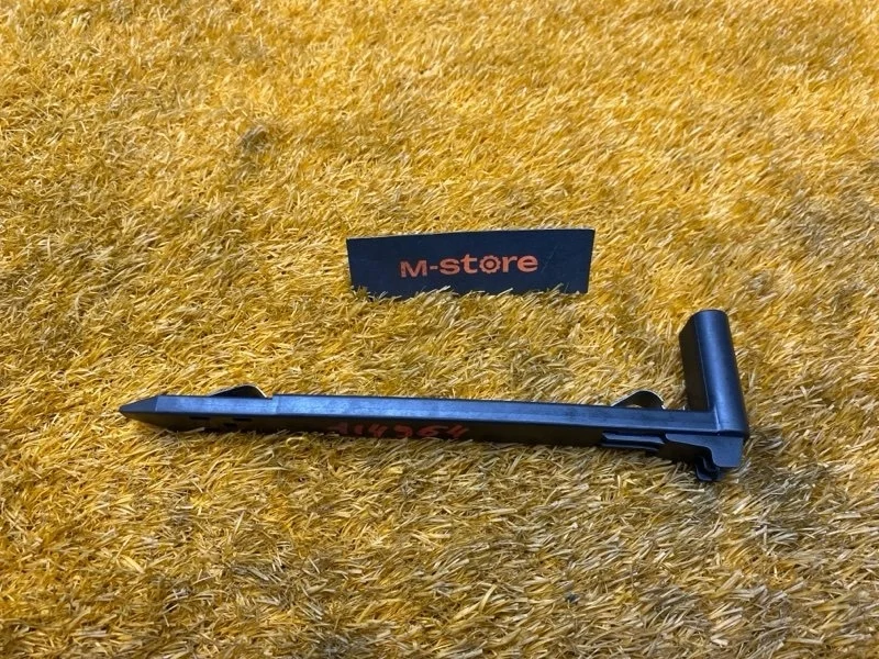 Кронштейн фары Volvo XC60 2015 30763154 DZ40 B4204T11