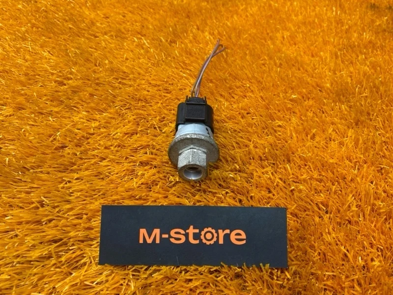 Датчик давления кондиционера Audi A4 2009 4H0959126 B8/8K CDH