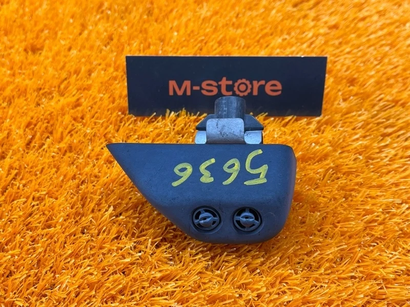 Форсунка омывателя фары Land Rover Freelander 2010 LR003850 L359 B6324S, правая