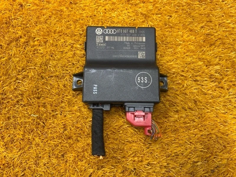 Блок управления интерфейсом Audi A4 2009 8T0907468T B8/8K CDH