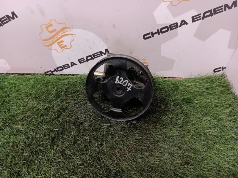 Насос гидроусилителя руля Mitsubishi Lancer MN184075 4G18