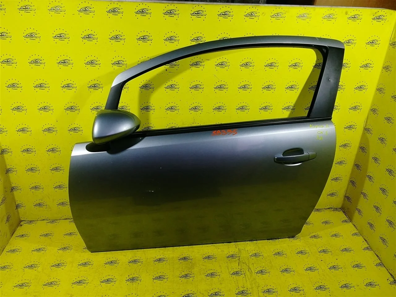 Дверь Opel Corsa 75589334 D, передняя левая