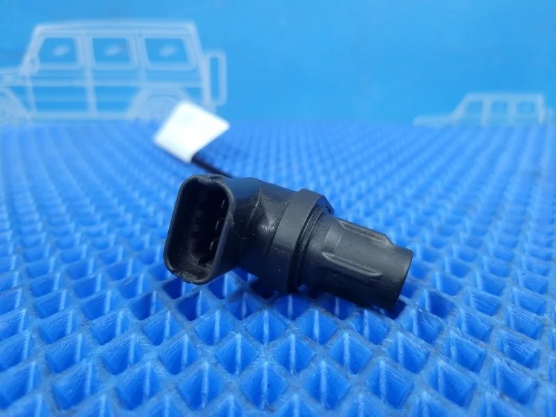 Датчик положения распредвала Mercedes-Benz M-class