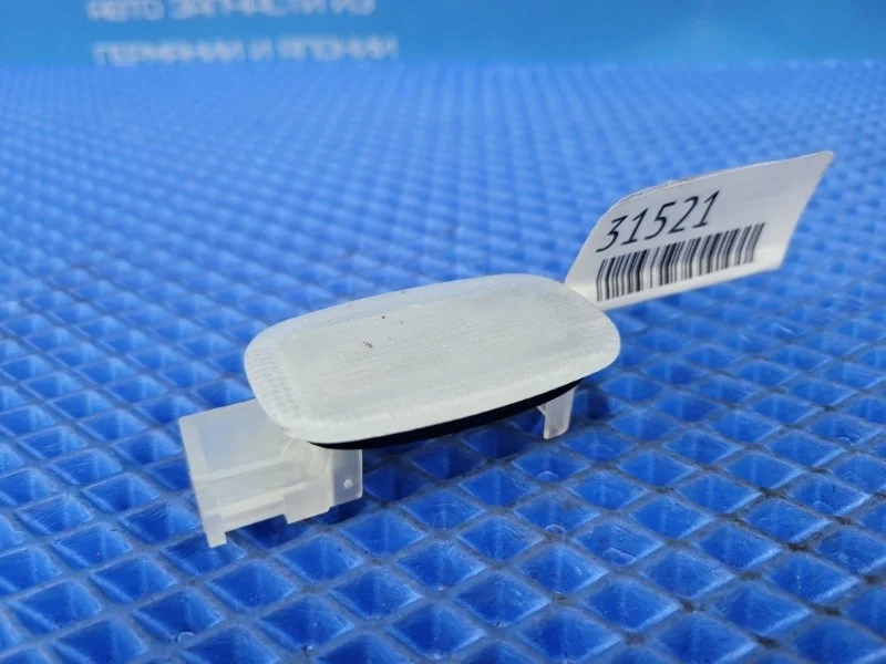 Плафон подсветки салона Mercedes-Benz CLK-class