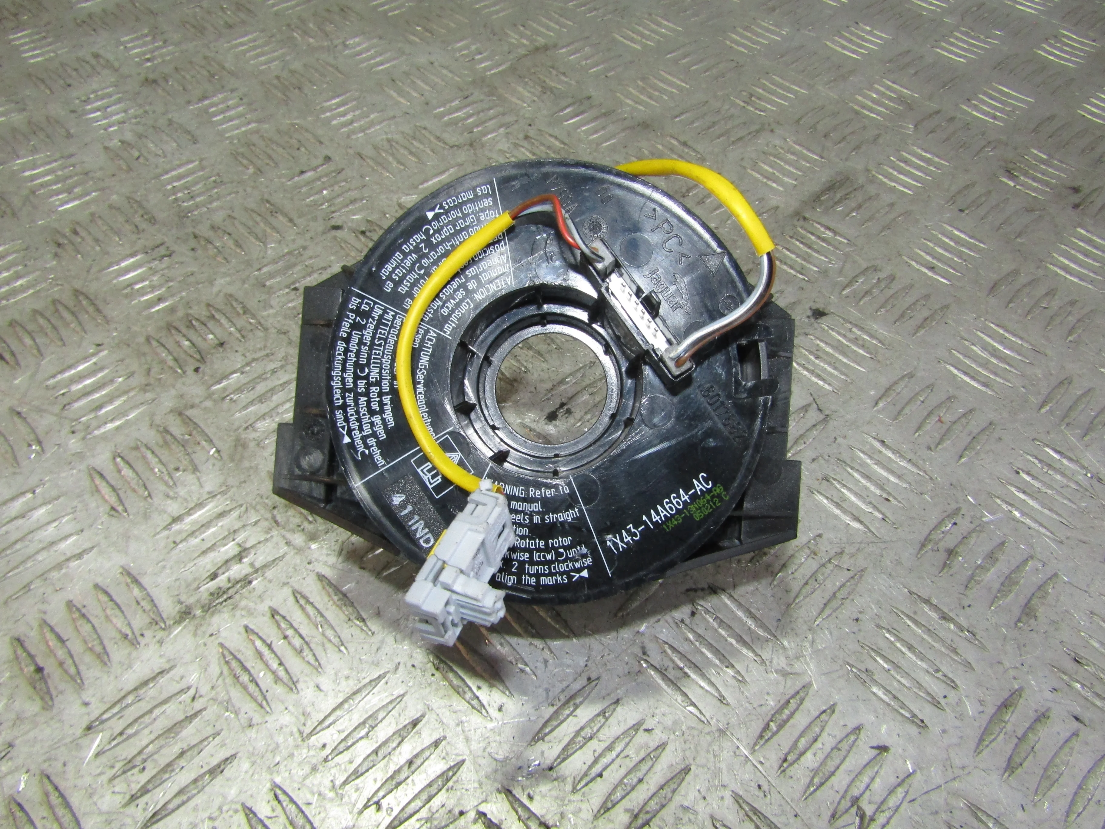 Подрулевой шлейф JAGUAR X-type I (2001—2009)