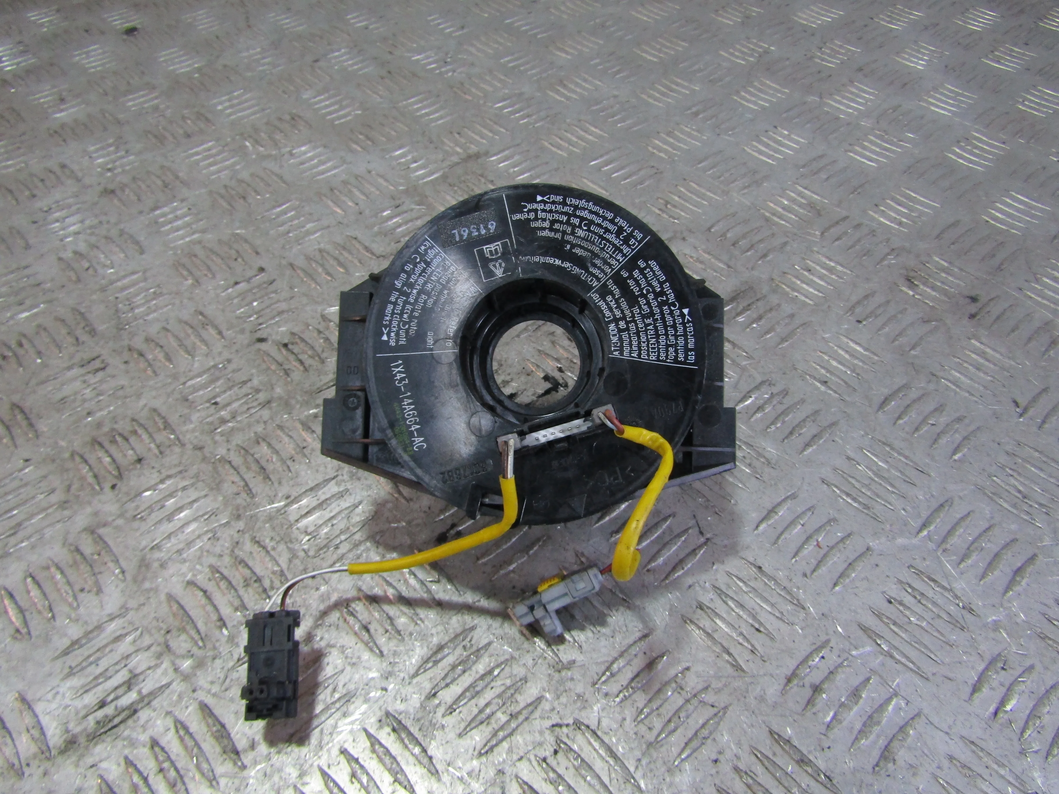 Подрулевой шлейф JAGUAR X-type I (2001—2009)