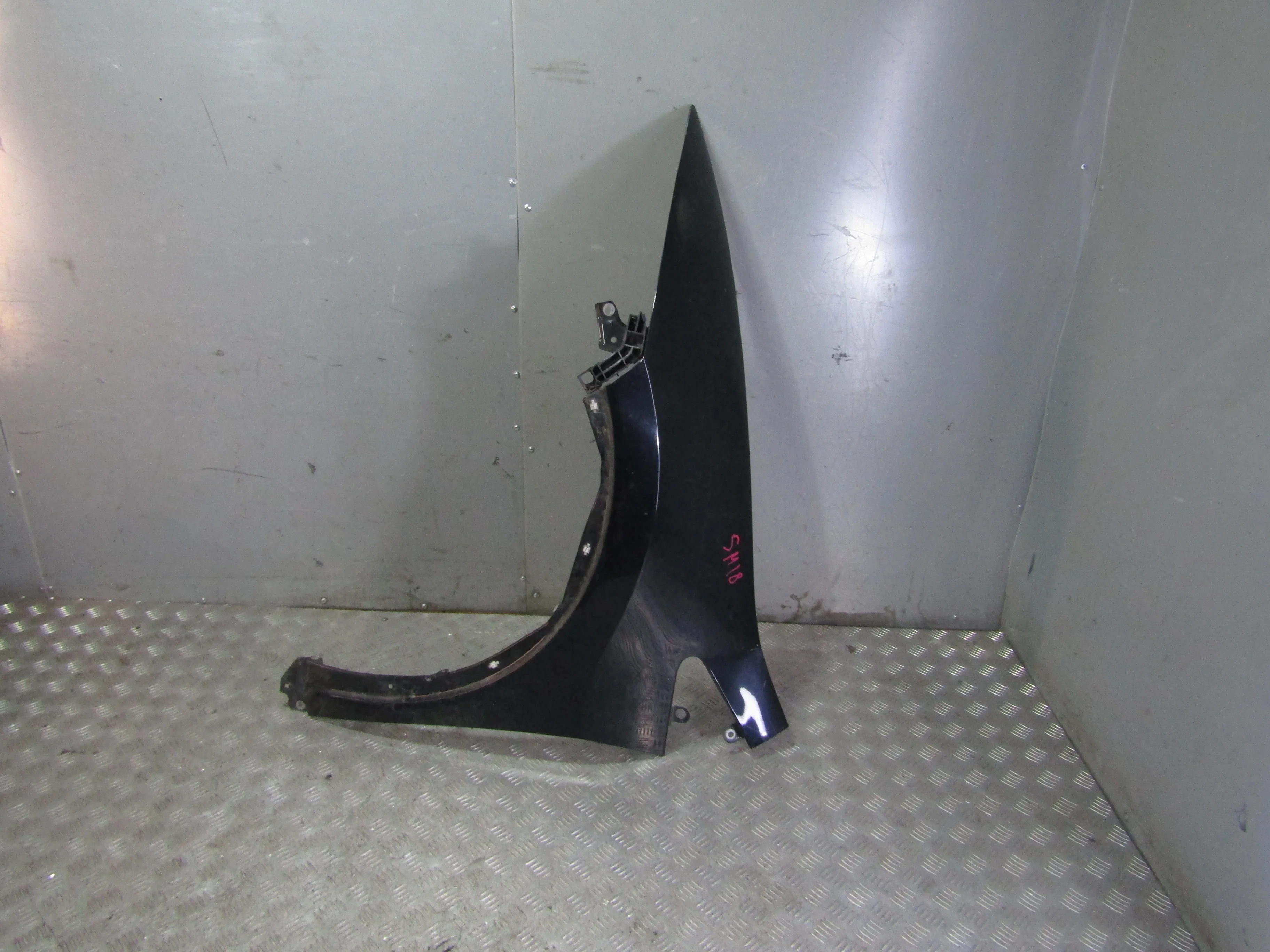 Крыло переднее левое HONDA Civic VIII (2005—2009)