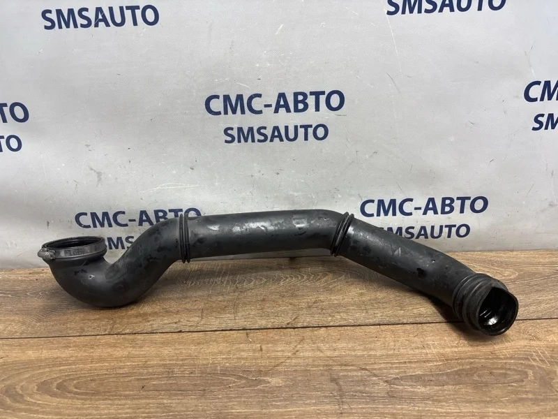 Патрубок интеркулера Volvo Xc90 30645292 2.5T