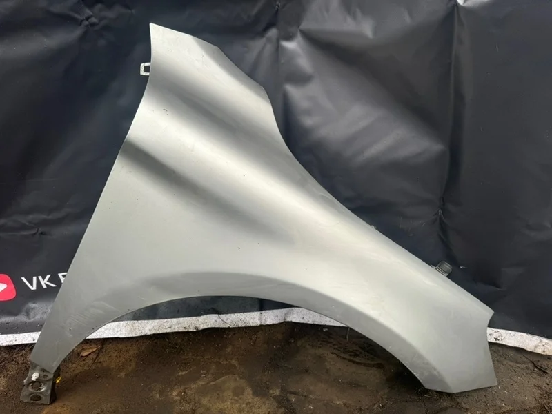Крыло переднее правое Volvo XC60 2012