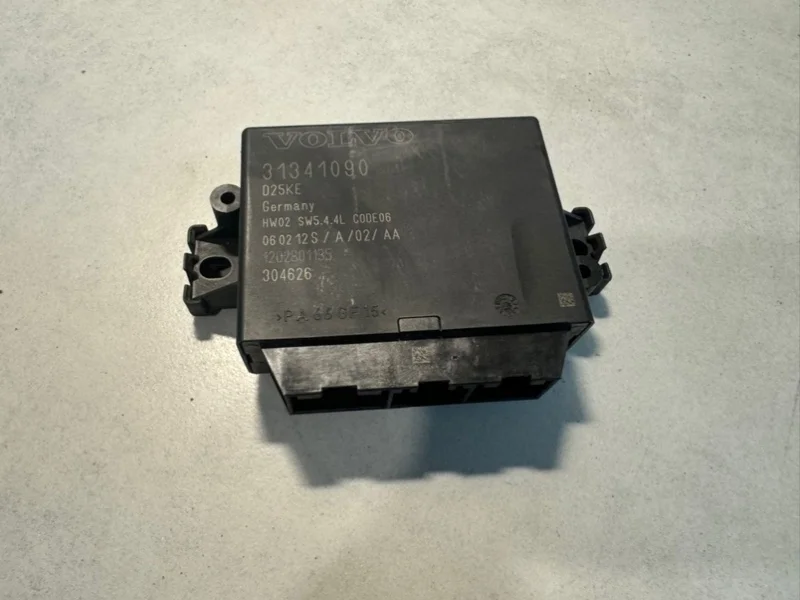 Блок управления парктроником Volvo XC60 2012