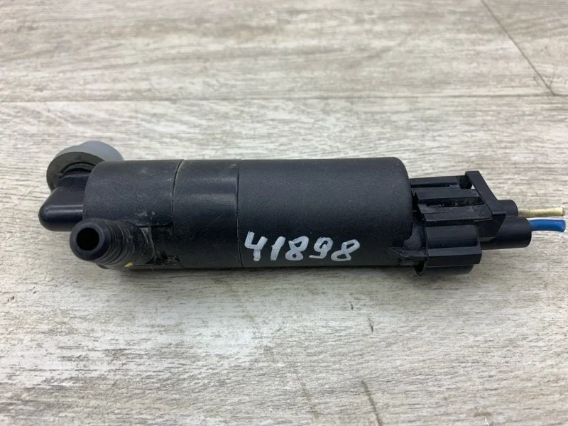 Насос омывателя Toyota Auris 2009 8528002030 ХЭТЧБЕК 1NR-FE