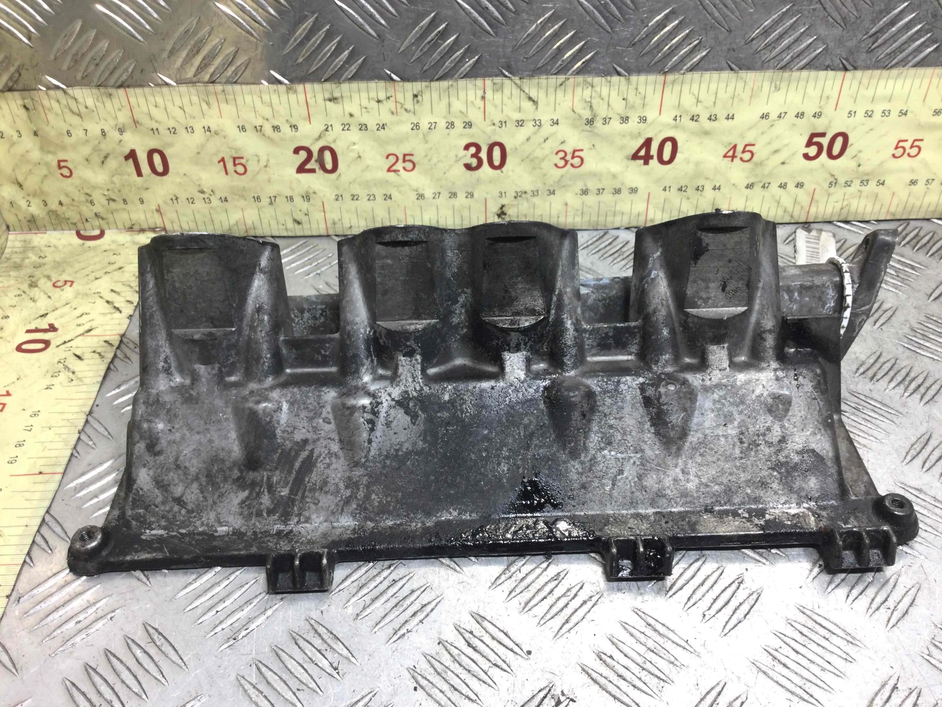 Коллектор впускной SEAT Arosa 6H [рестайлинг] (2000-2004) дизель 1.7 SDi Механика Х/б