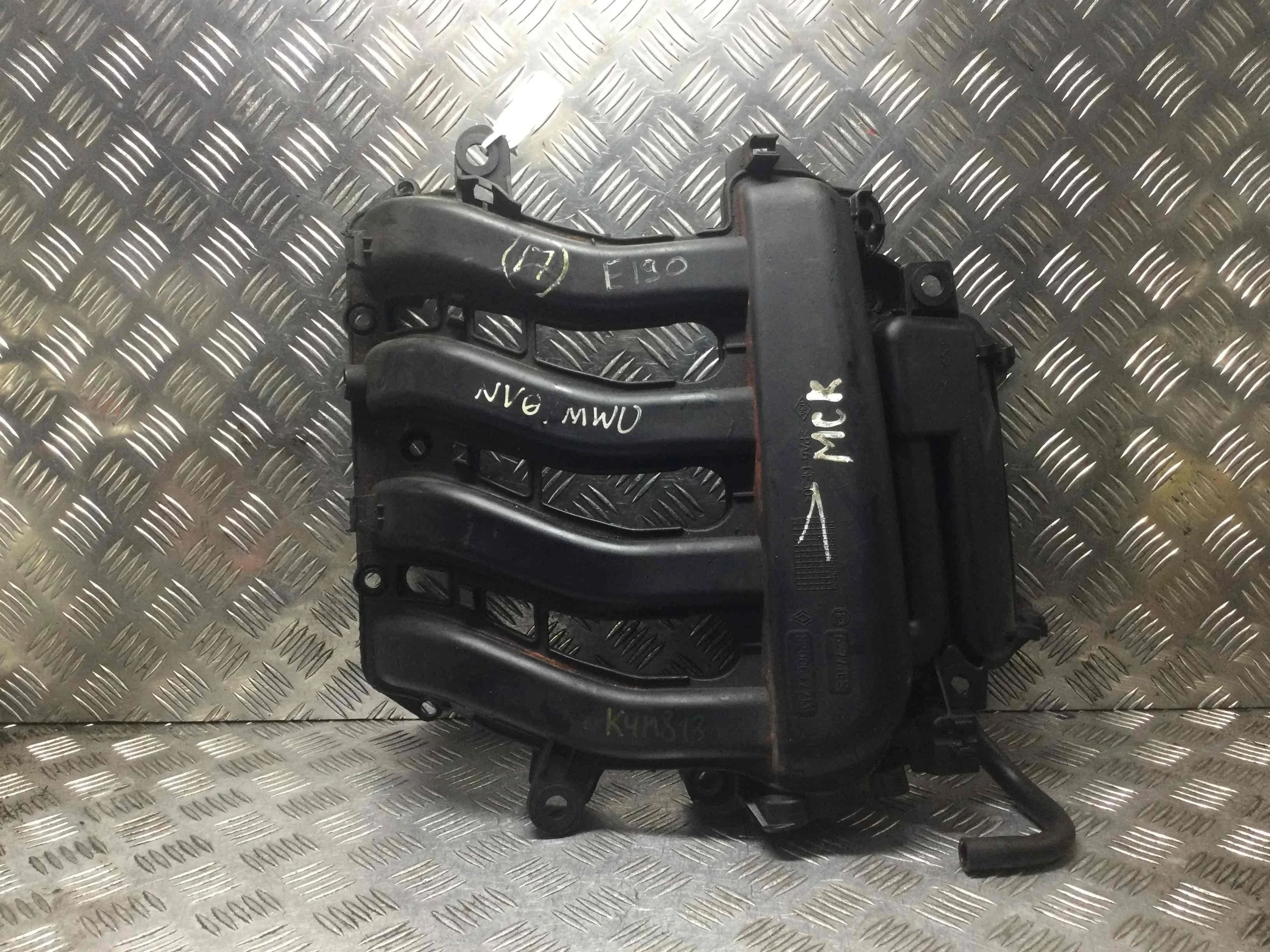 Коллектор впускной Renault Scenic 2 поколение (2003-2006) бензин 1.6 i Автомат Х/б