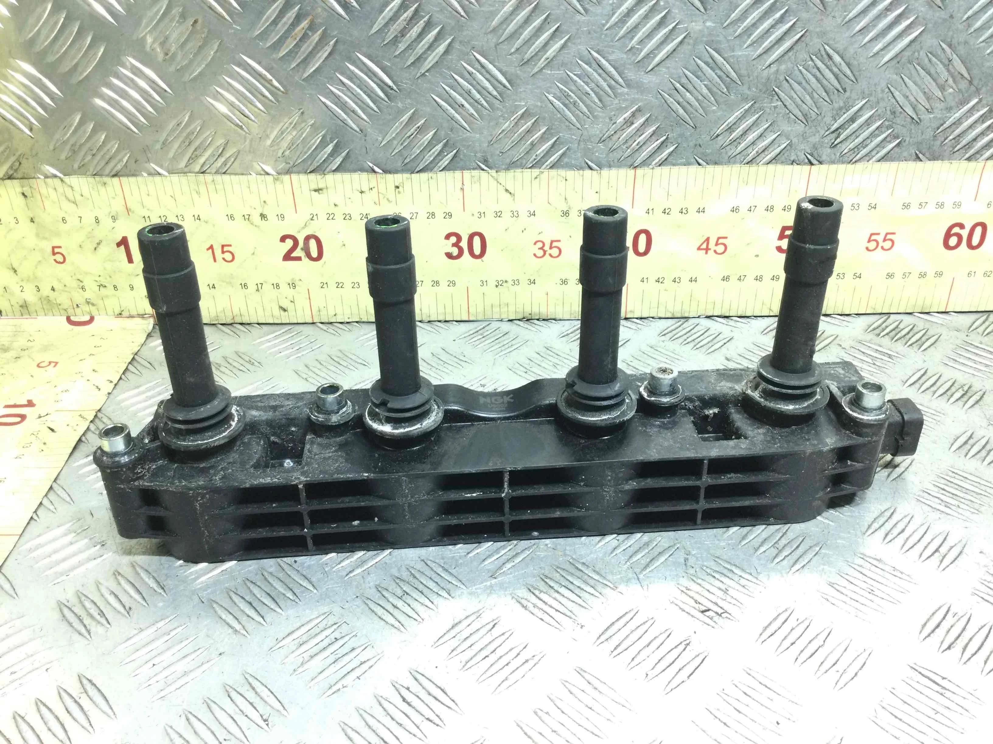 Катушка зажигания Opel Vectra B (1995-1999) бензин 1.8 i Механика Седан