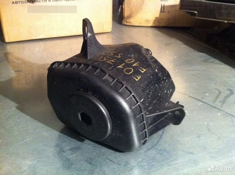 Расширительный бачок бмв ф10 ф06 ф01 17137601948