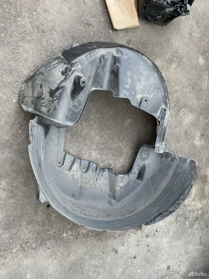 Подкрылок задний правый мерседес ml gle w166