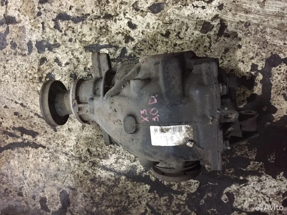 Задний редуктор бмв х3 е83 33107536573 3,38