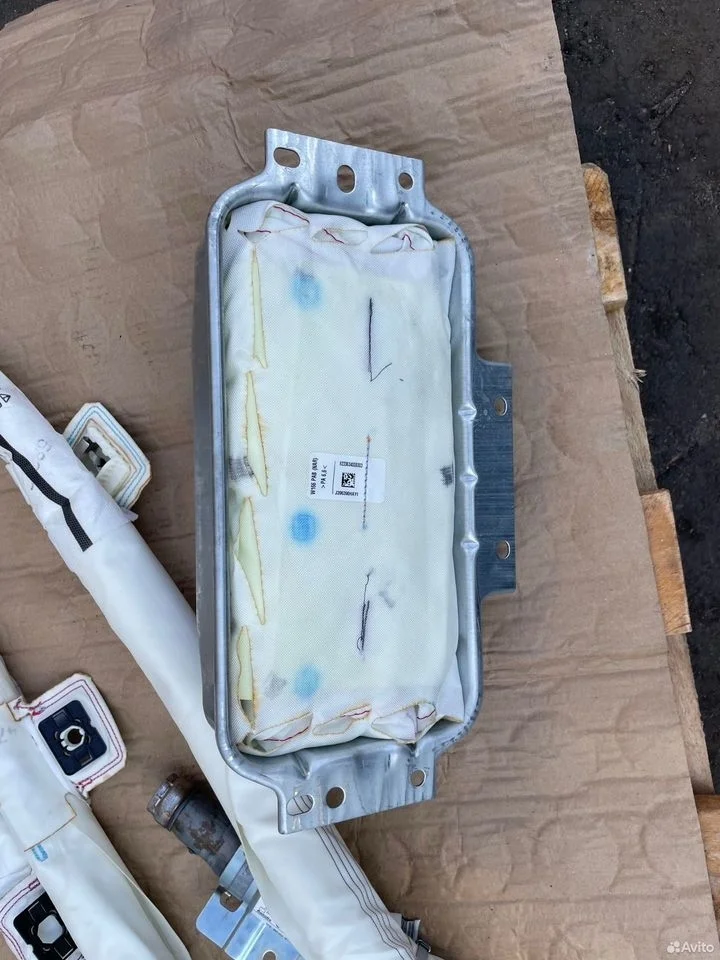 Подушка безопасности в торпедо мерседес w166