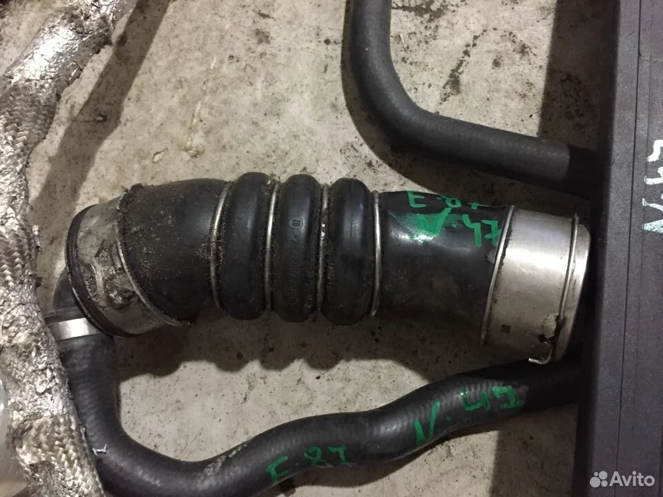 Патрубок интеркулера бмв е87 е81 11617802752 n47
