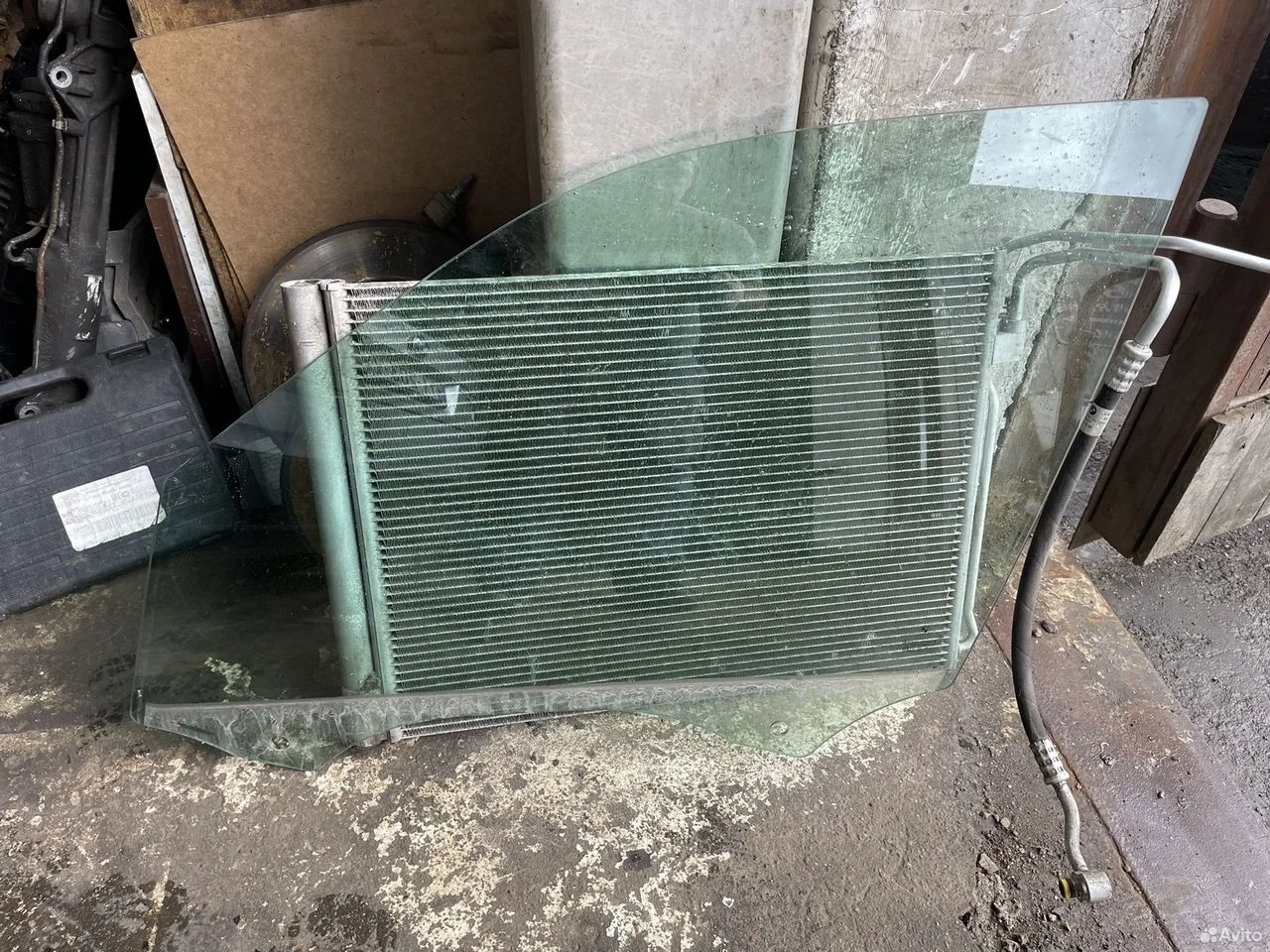 Стекло двери переднее левое бмв ф15