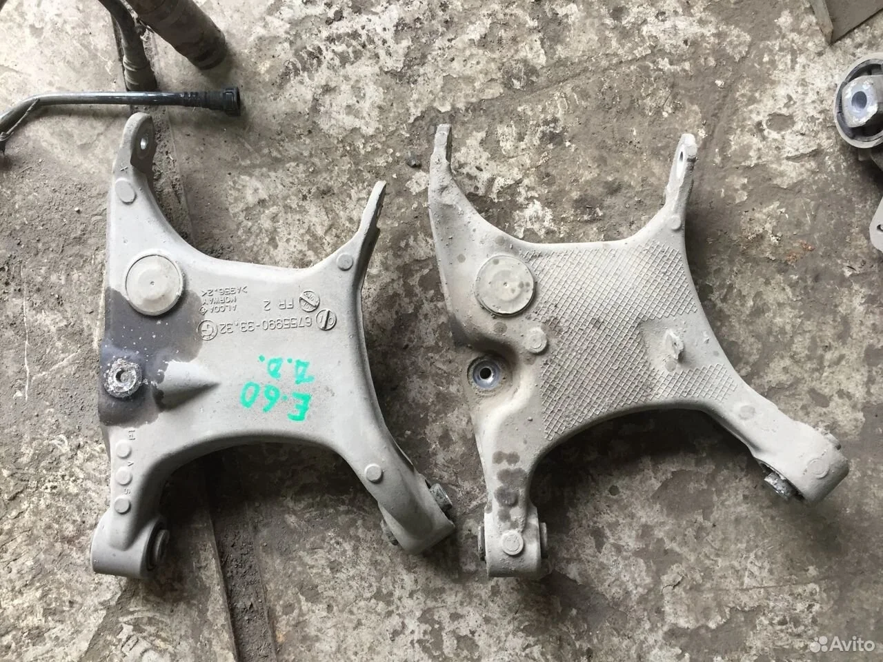 Качающийся рычаг задний бмв е60 е63 33326754557