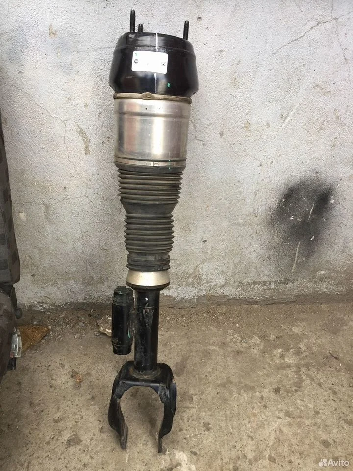 Амортизатор правый мерседес gle gl gls amg 63