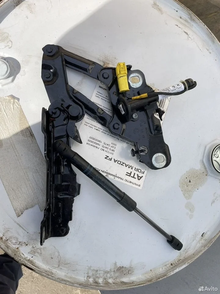 Птля капота правая бмв г01 г02 41617475792