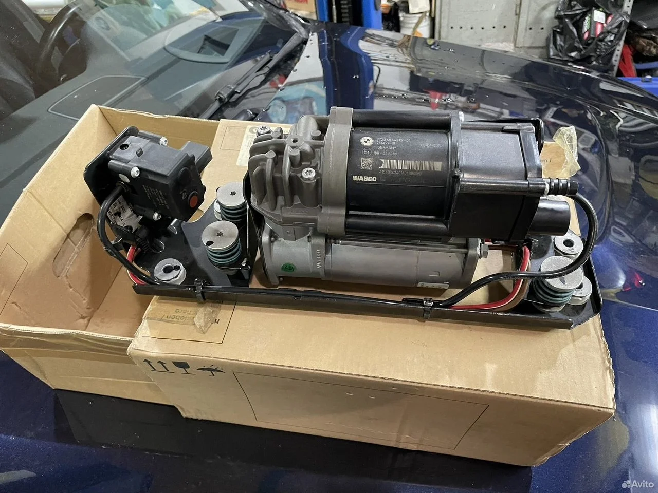 Пневмокомпрессор оригинальный новый бмв ф02 ф07