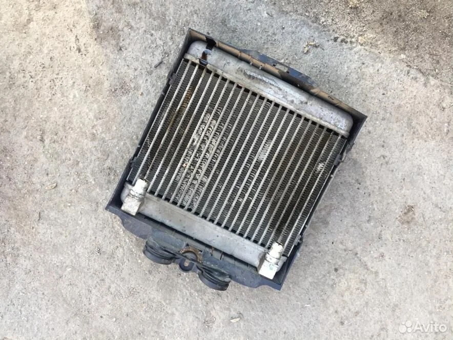 Масляный радиатор бмв ф01 ф10 ф12 17217572542