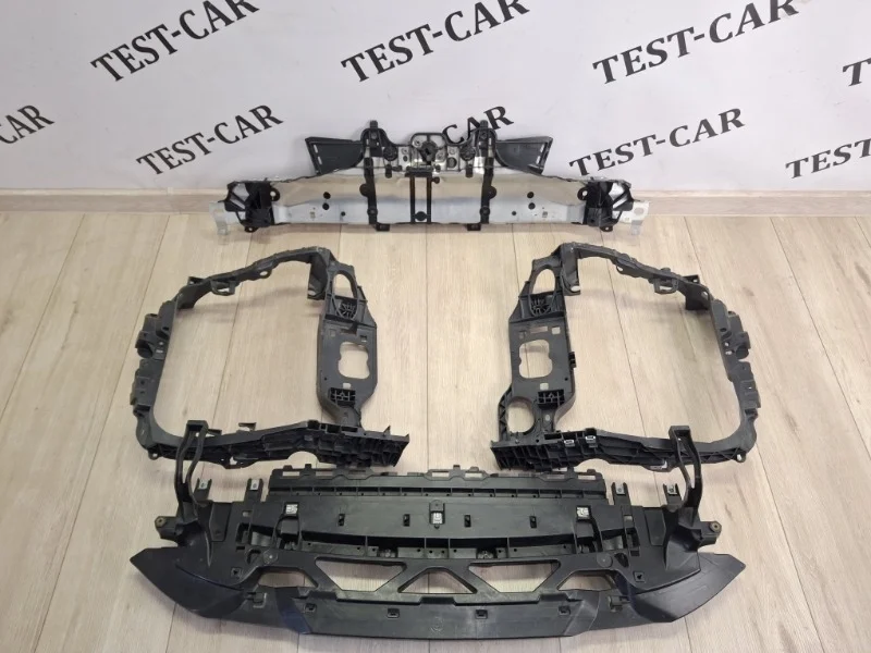 Передняя панель в сборе Porsche Macan 2019- 95B