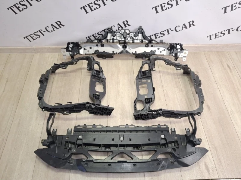 Передняя панель в сборе Porsche Macan 2019- 95B