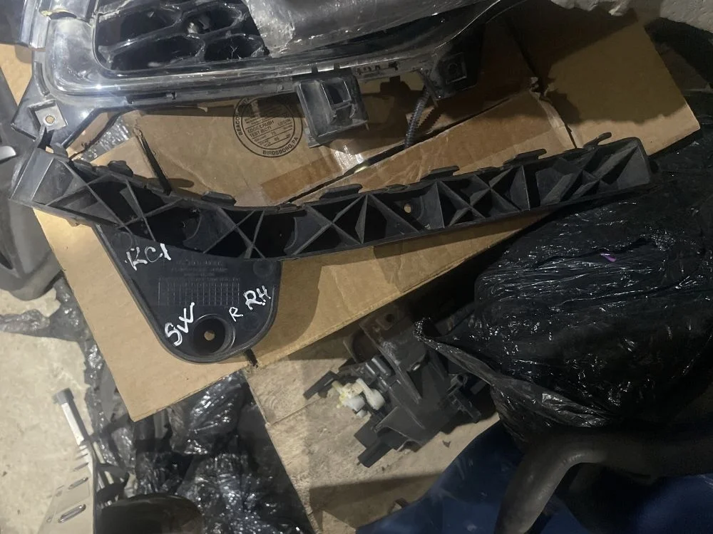 кронштейн заднего бампера правый kia ceed ed универсал