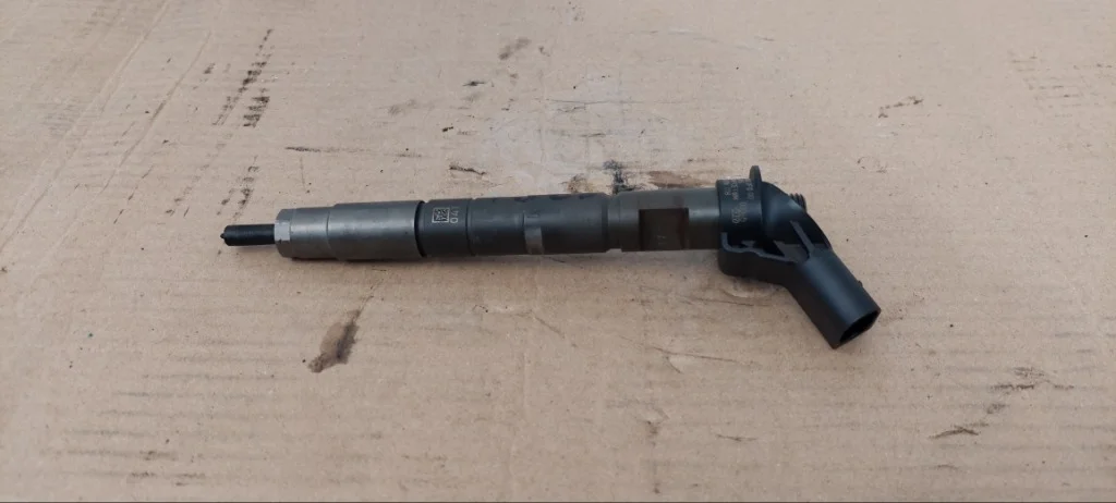 Форсунка топливная Hyundai Santa Fe CM D4HB