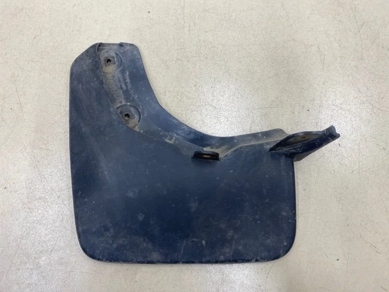 Брызговик задний левый Toyota RAV4 XA50