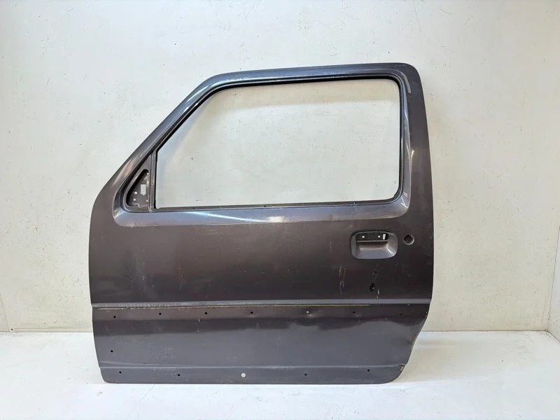 Дверь Suzuki Jimny 1998—2005 3