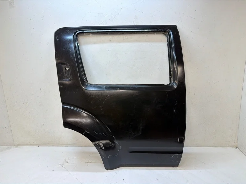 Дверь Nissan Pathfinder 2004-2014 R51