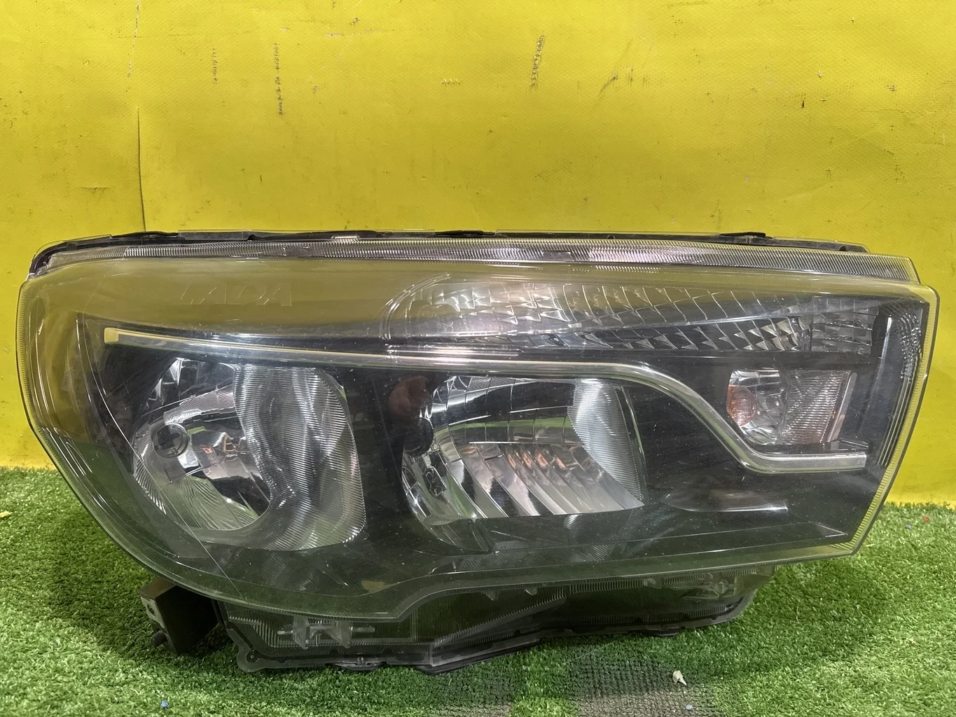 Фара правая  Lada Vesta 2015- 8450006952 40888