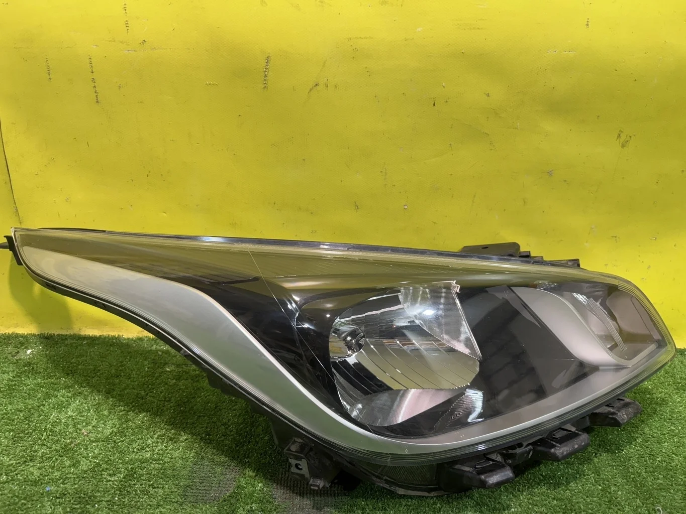 Фара правая  Kia RIO 4 FB 2017 92102H0010 40890