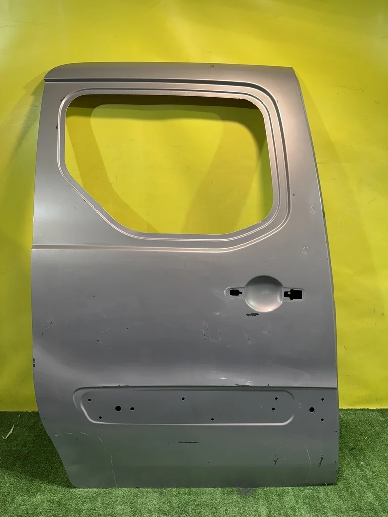Дверь сдвижная правая  Peugeot Partner 2015 9008S3 40961