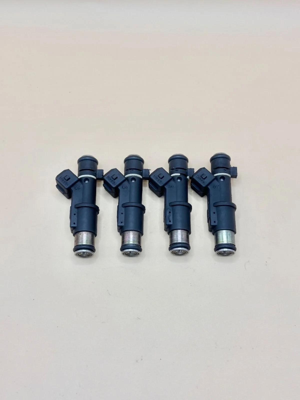 Форсунка топливная 1984E2 307 3C (2001—2005) В наличии