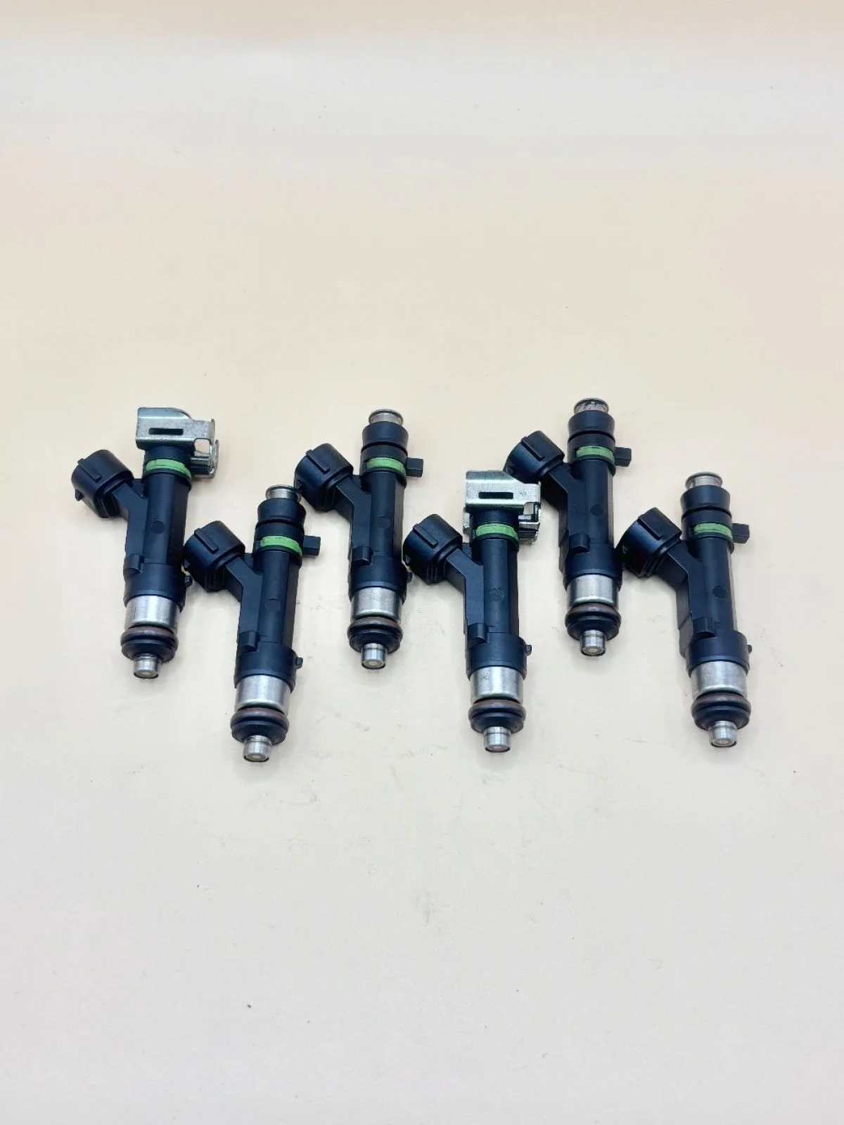 Форсунка топливная mitsubishi 1465A080 Outlander II (2005—2009) В наличии