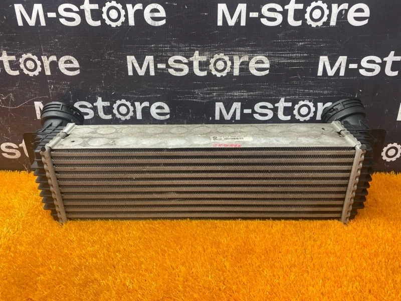 Интеркулер Bmw X5 2011 17517809321 E70 N55B30A