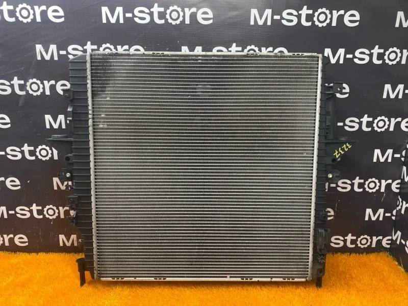 Радиатор ДВС Land Rover Discovery 2005 PCC500093 L319 406PN