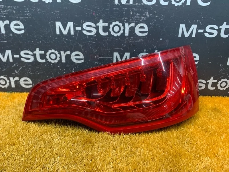 Фонарь задний Audi Q7 2010 4L0945094F 4L CJTC, правый