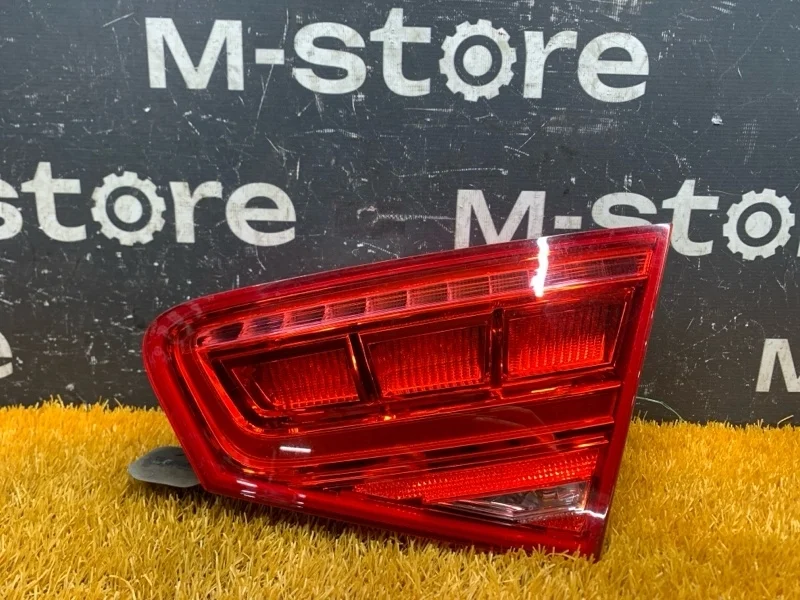 Фонарь крышки багажника Audi A8 2012 4H0945094 4H/D4 CGWD, правый