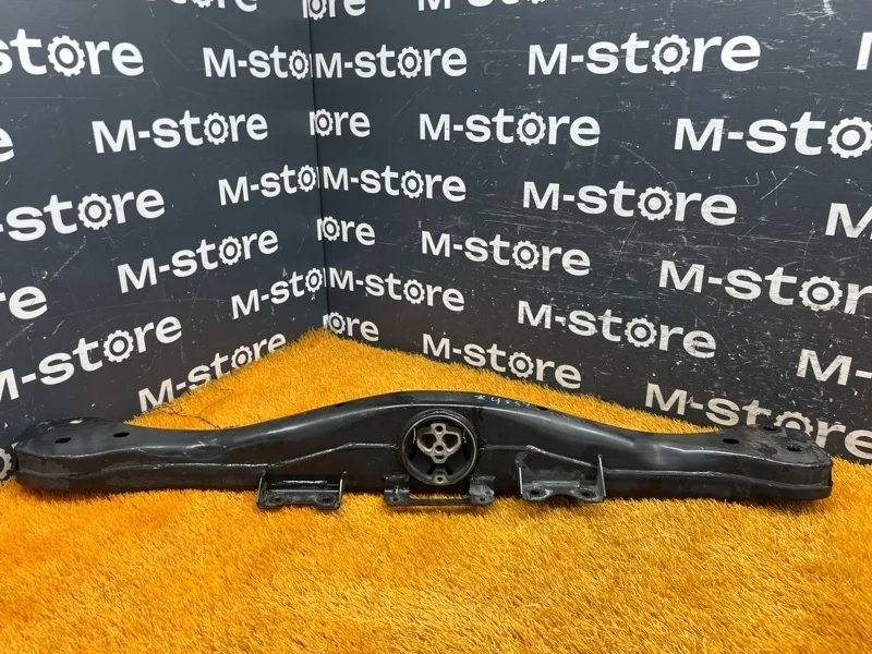 Балка раздатки Audi Q7 2008 7L0399227B 4L BAR