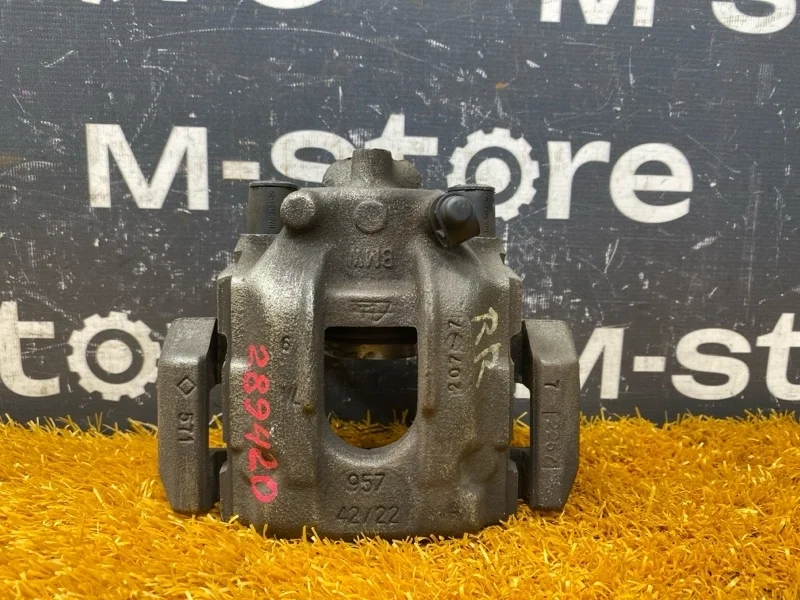 Суппорт Bmw X3 2007 34216765884 E83 N52B25A, задний правый