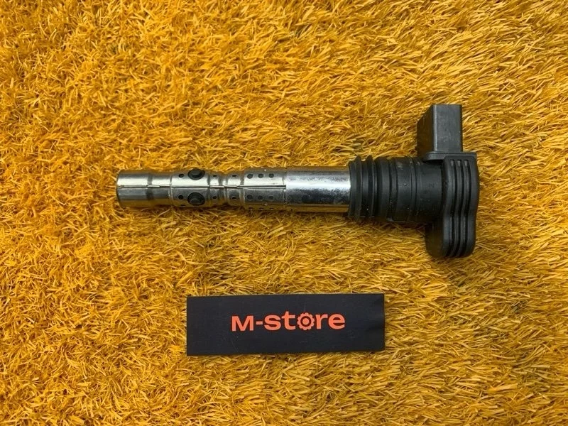 Катушка зажигания Audi A4 2008 06A905115D B7 ALT