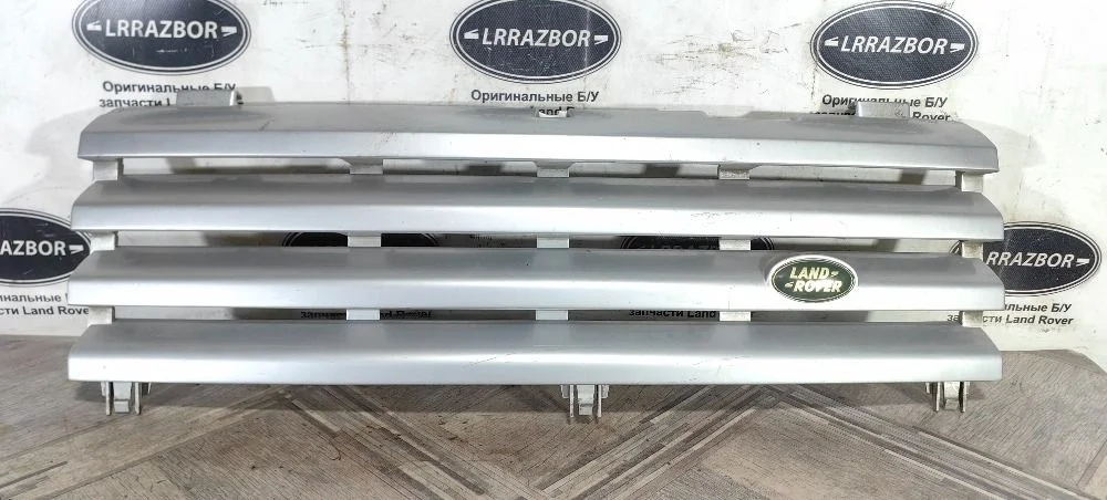 Решетка радиатора Land Rover Range Rover III (2002—2005) M62